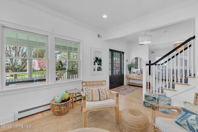 Building Photo - 112 Sylvania Ave