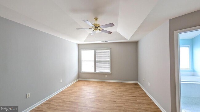 Building Photo - 13996 Khalid Ln