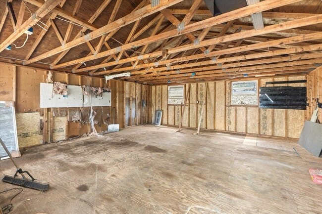 Building Photo - 2337 Weaver Pike