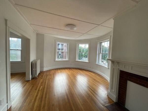 Building Photo - 48 Englewood Ave