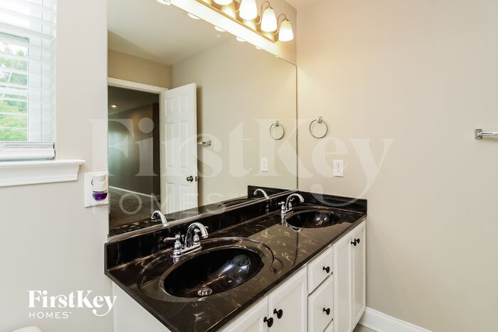 Building Photo - 2986 Grassy Knoll Cir