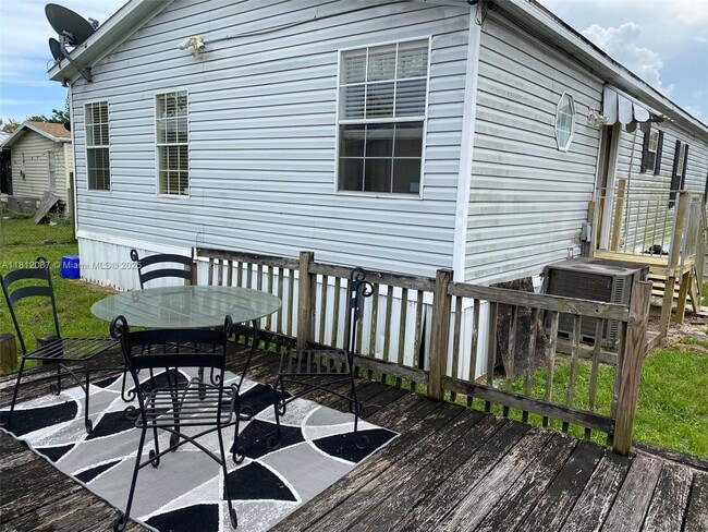 Building Photo - 11837 Watergate Cir