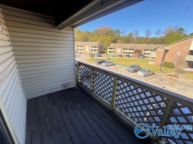 Building Photo - 5009 7 Pine Cir