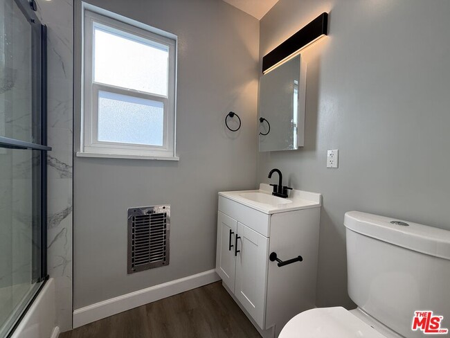 Building Photo - 2601 20th St