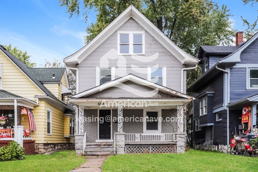 Primary Photo - 5242 Lyon Ave