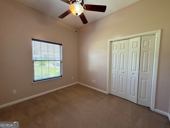 Building Photo - 607 Victorias Cir