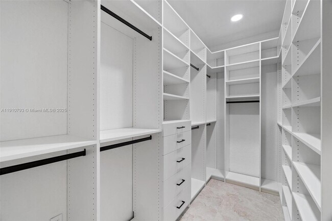 Building Photo - 9173 NW 147th Terrace