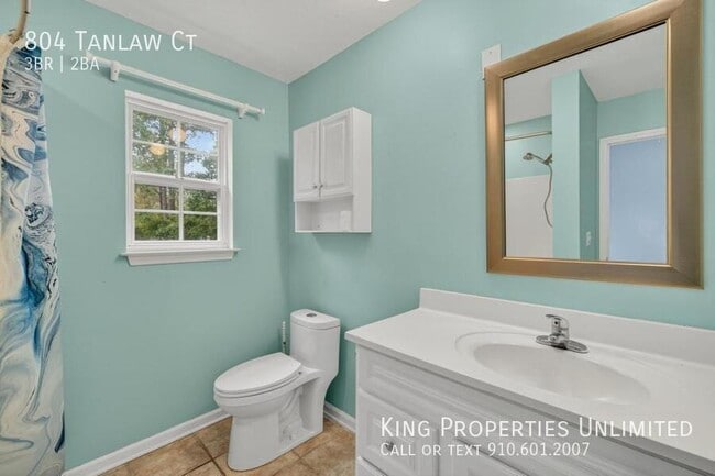 Building Photo - 804 Tanlaw Ct