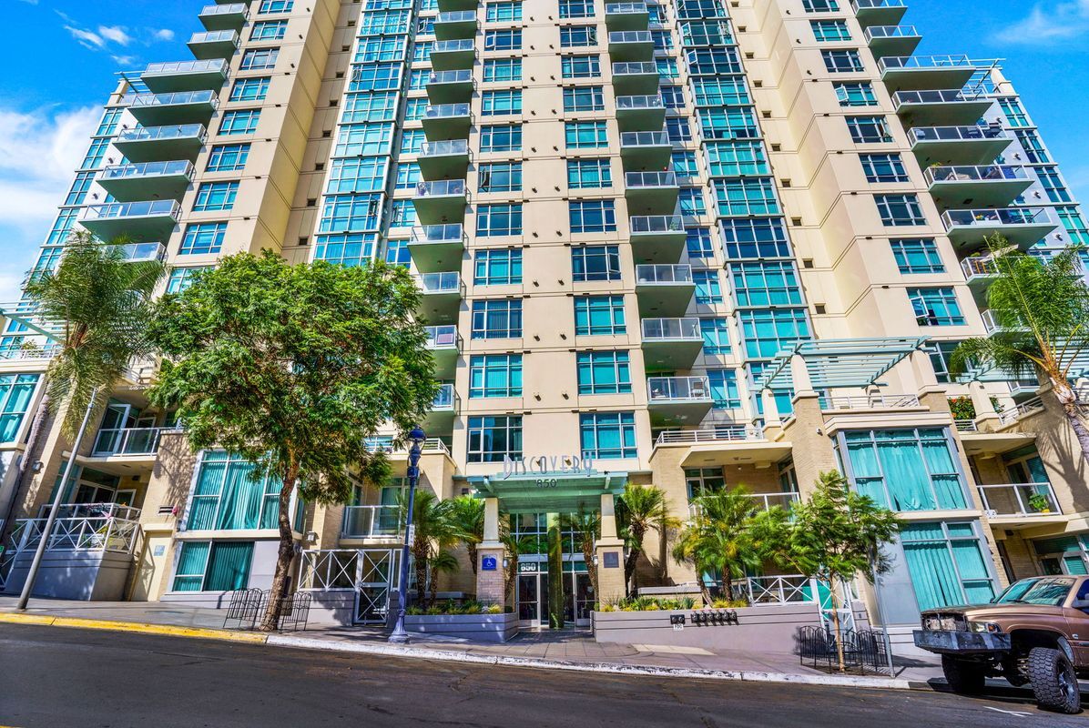 Building Photo - 850 Beech St