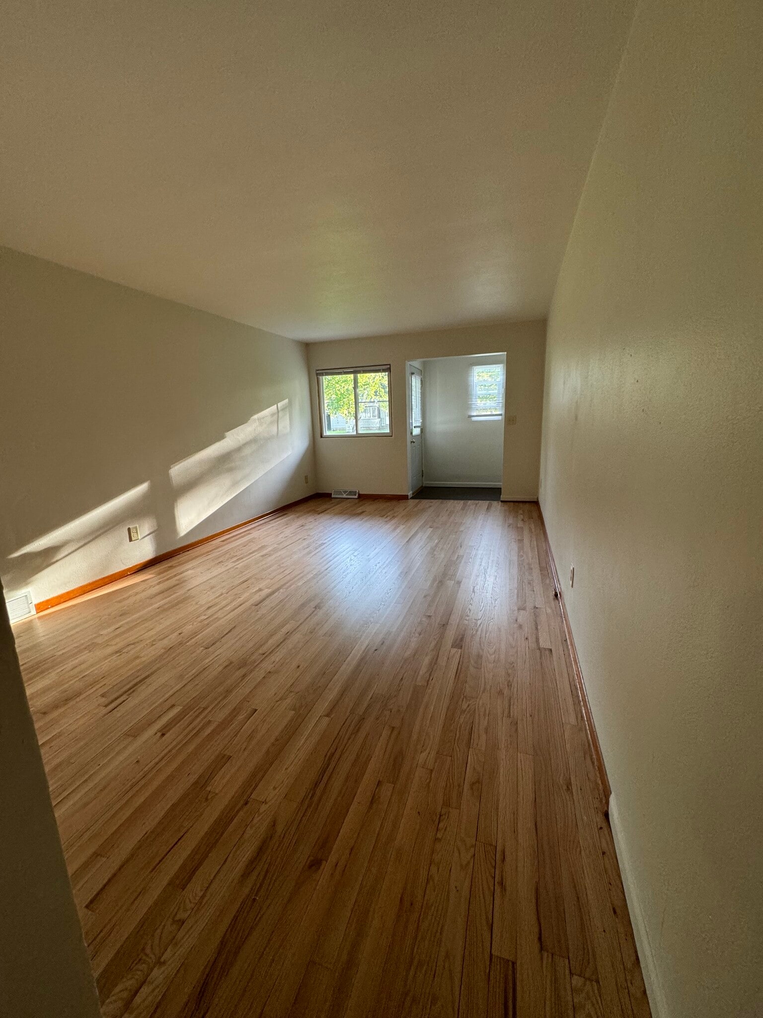 Building Photo - 3013 Blakeley Ave