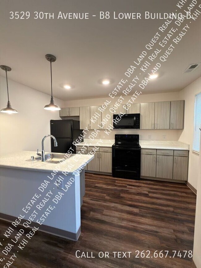 Building Photo - 3529 30th Ave