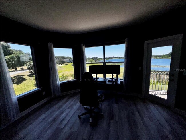 Building Photo - 7200 Bay Club Way