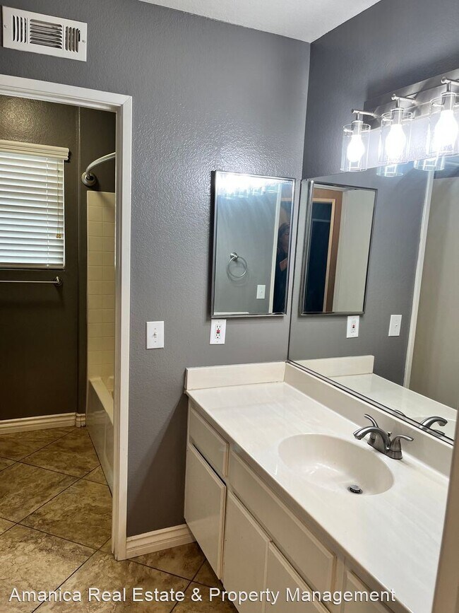 Building Photo - 4 br, 2.5 bath House - 43752 Seine Ct.