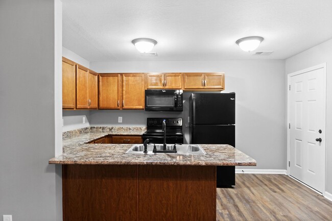 Building Photo - 800 Martin St