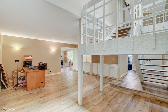 Building Photo - 2408 El Cortez Ave