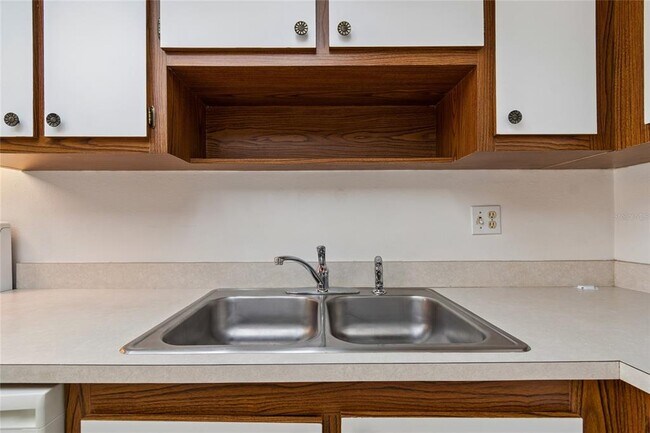 Building Photo - 3280 37th Way S