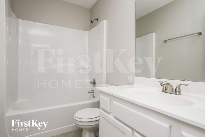Building Photo - 3400 Fernstone Cir