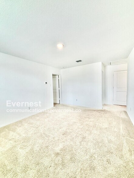 Building Photo - 3209 Peyton Lila Rd