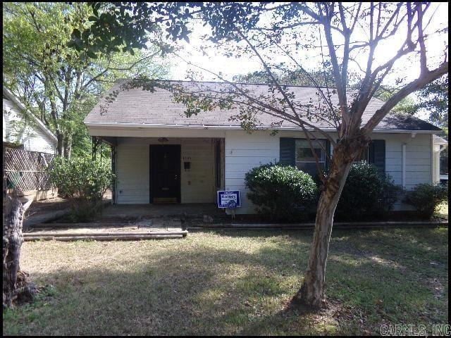 Building Photo - 1705 Lilac Cir