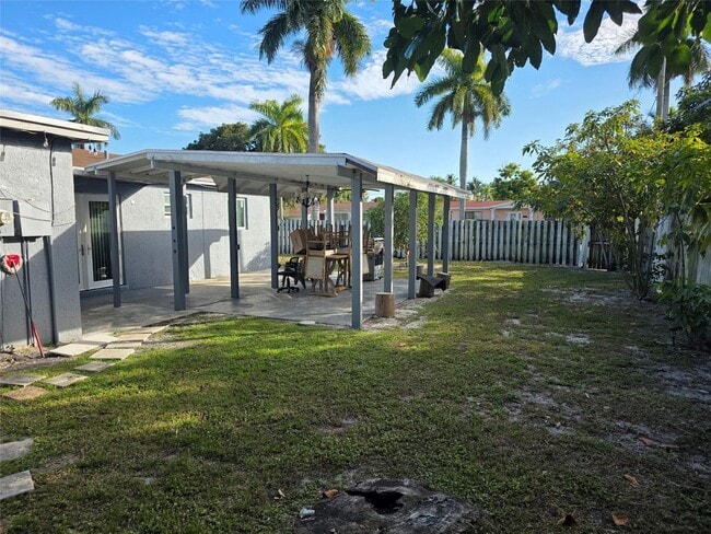 Building Photo - 1501 NW 62nd Terrace