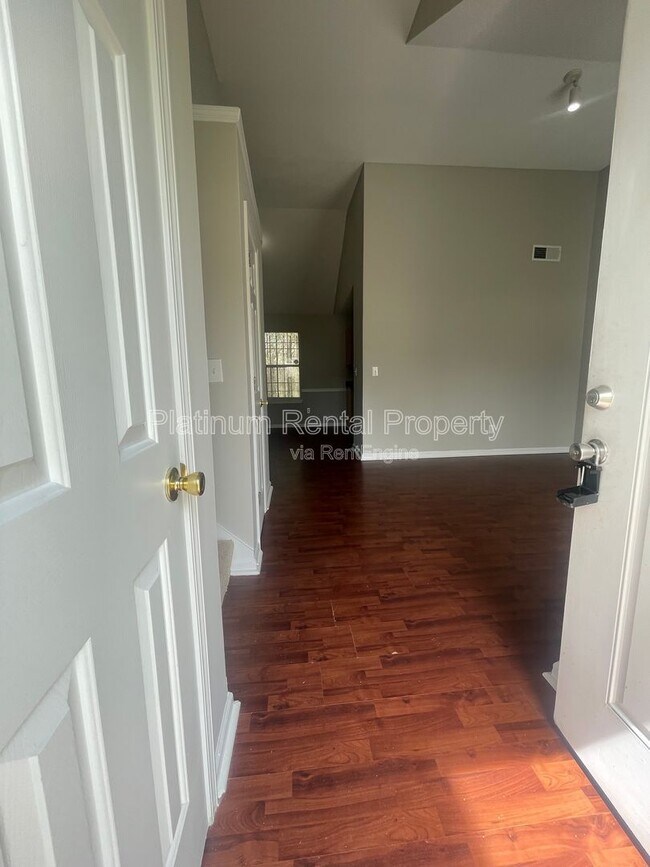 Building Photo - 3607 Waldrop Rd