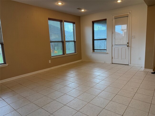 Building Photo - 24018 Buffalo Cove Ln