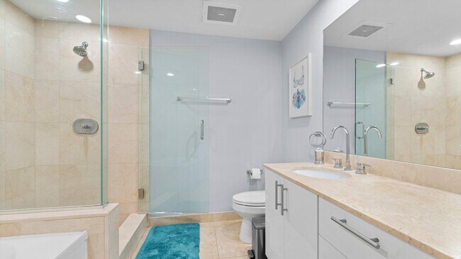 Building Photo - 550 Okeechobee Blvd