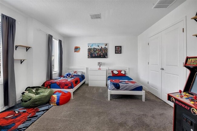 Building Photo - 9084 Sommerset Hills Dr