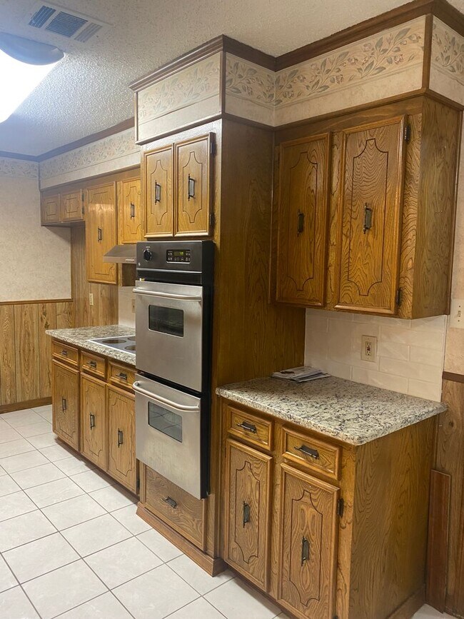 Building Photo - Brownlee Estates