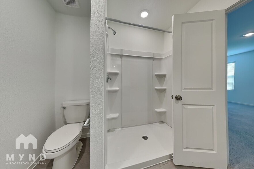 Building Photo - 1824 Javelina St