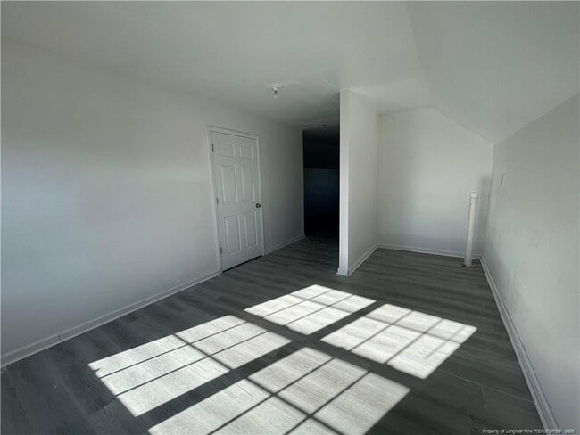 Building Photo - 86 Marquis Dr