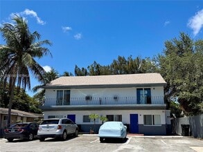 Building Photo - 119 NW 43rd Ct
