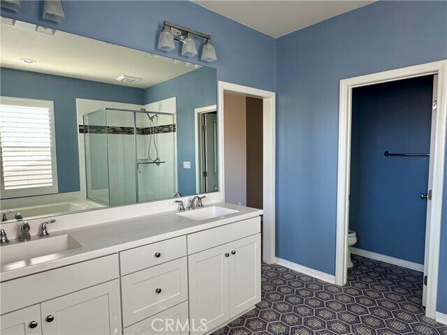 Building Photo - 111 Island Coral