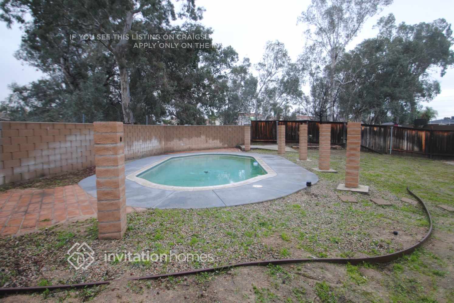 Building Photo - 27394 Rustic Ln