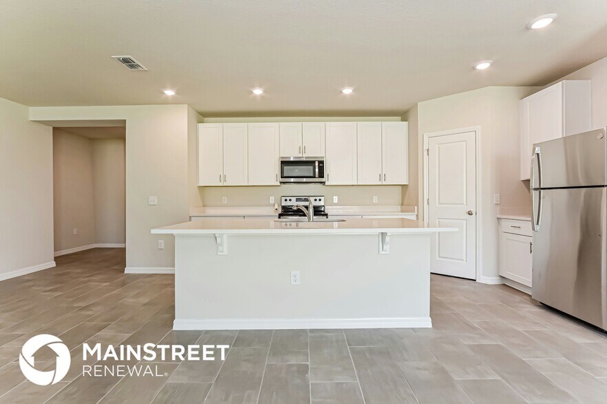 Building Photo - 1090 Oak Vly Dr