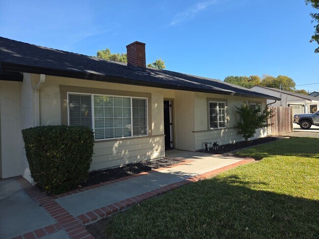 Building Photo - Update Rancher with Huge outdoor space