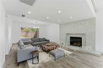 Building Photo - 1500 Aldea Dr