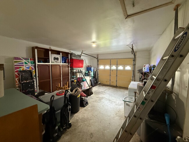 Building Photo - 1727 Delaney St