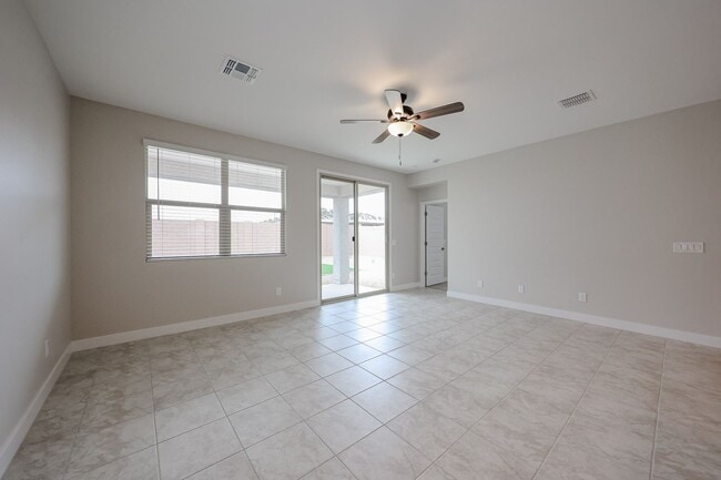 Building Photo - 4 Bedroom in Asante Community