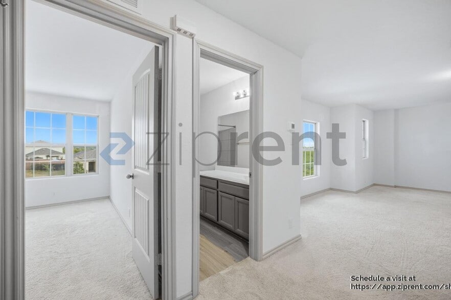 Building Photo - 9106 Spigel Wy