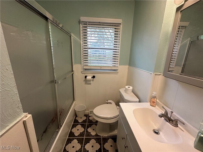 Building Photo - 2758 Newbern Cir