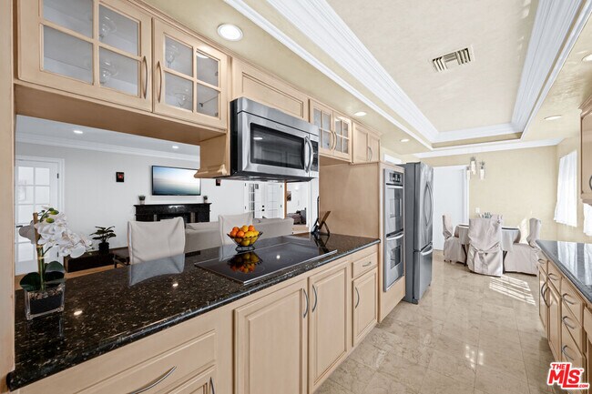 Building Photo - 2563 Hutton Dr