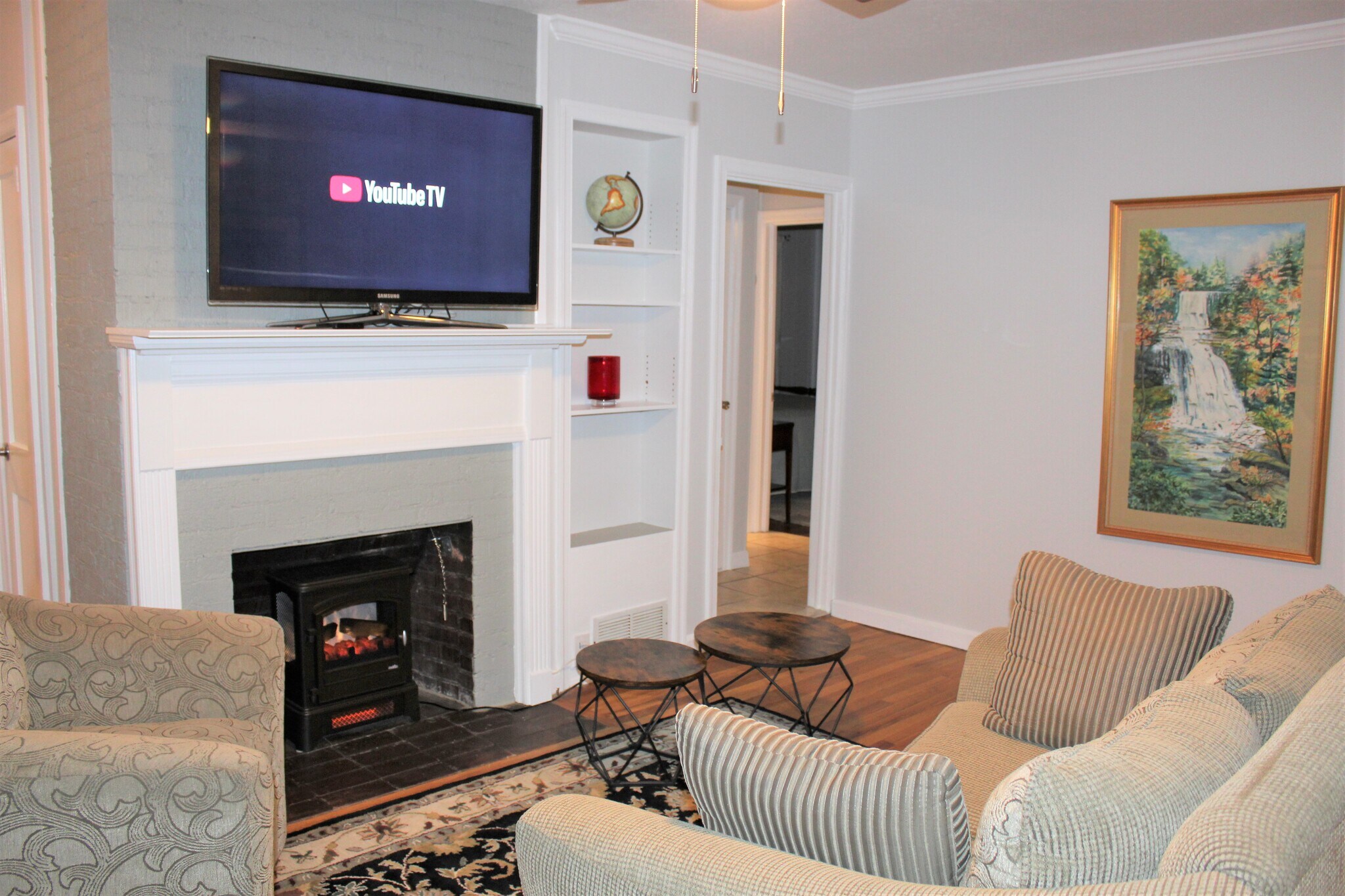 Living room - 28 White Pine Dr