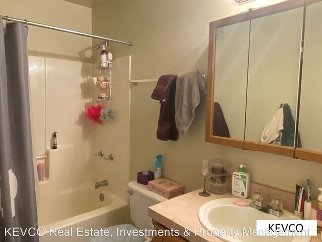 Building Photo - 4 br, 2 bath House - 2313 Ponderosa Ct