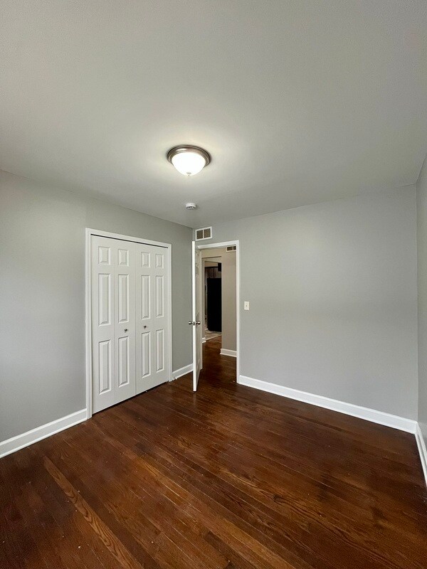 Building Photo - 4656 Detroit St