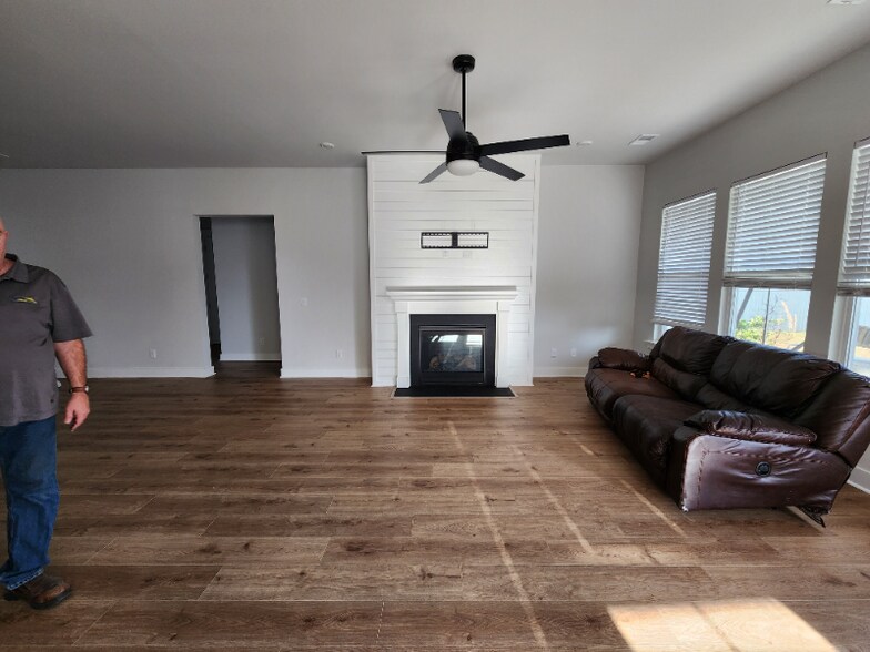 Building Photo - 112 Ashworth Dr