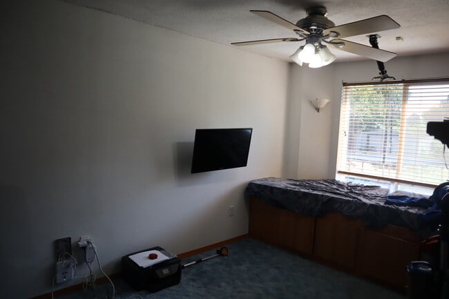 Building Photo - 3012 SE 157th Ave