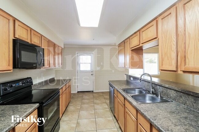 Building Photo - 2515 N 68th St