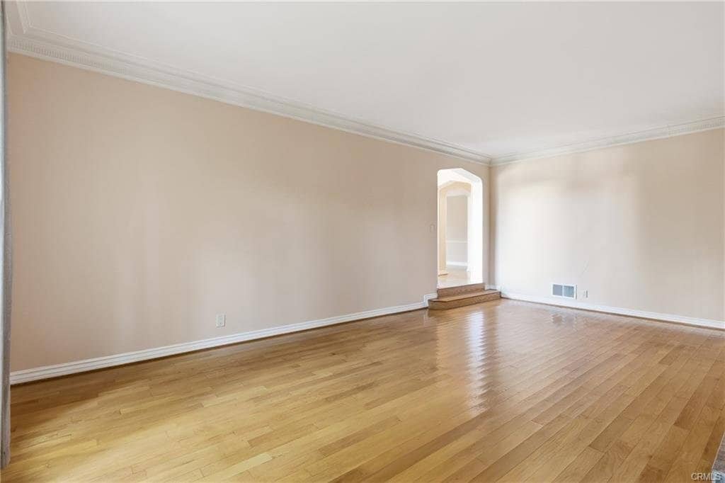 Building Photo - 238 S Detroit St