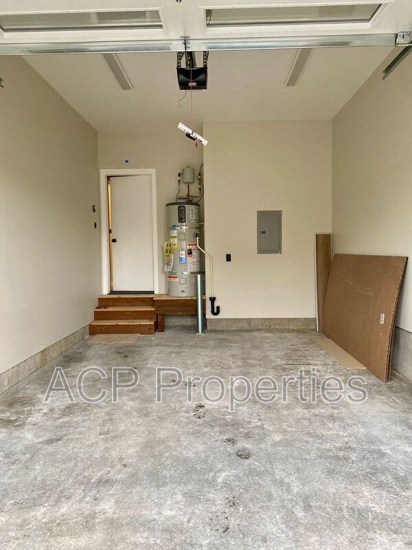 Building Photo - 110 Baker St